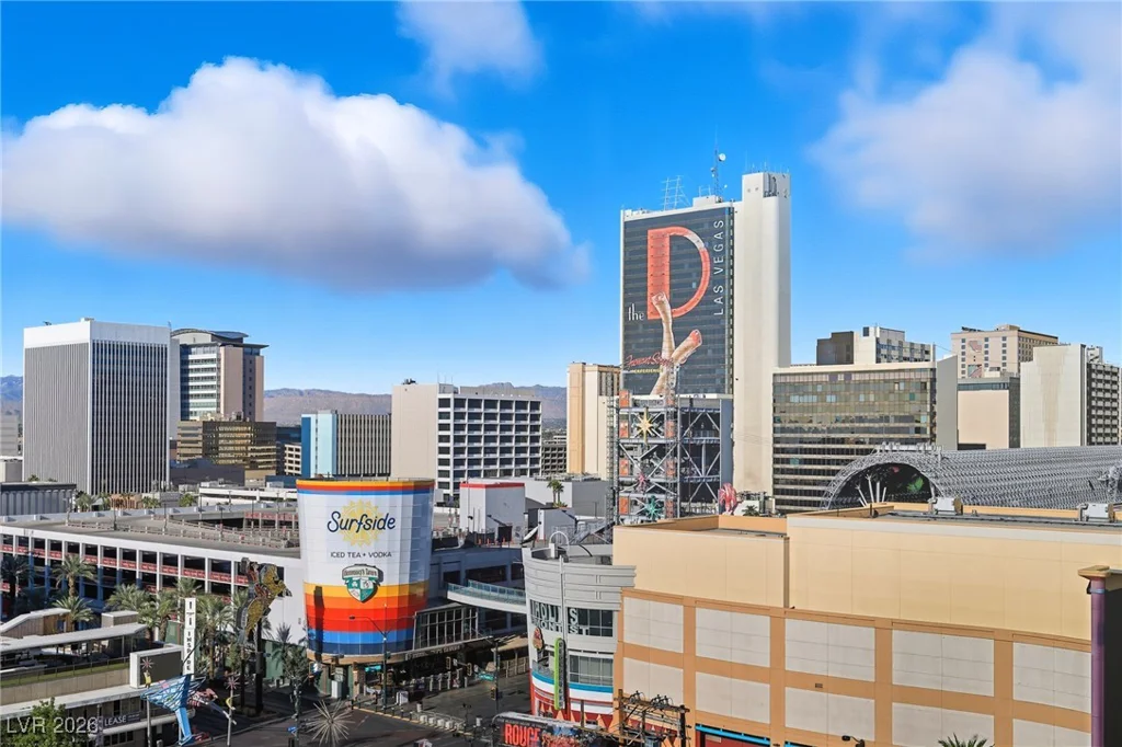 150 Las Vegas, Las Vegas, NV 89101