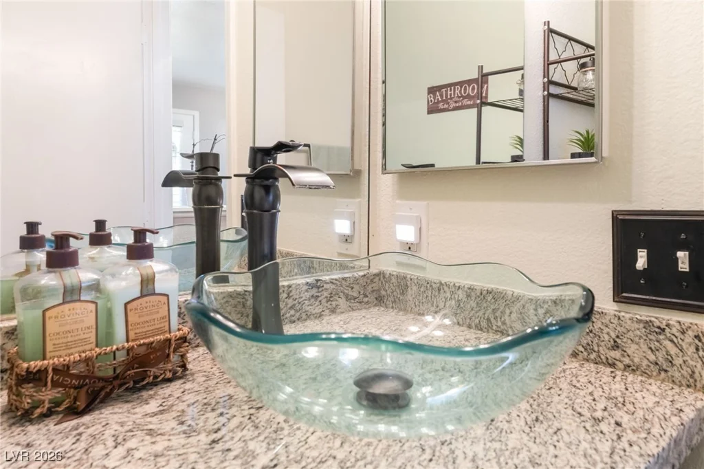 5330 Charleston, Las Vegas, NV 89142