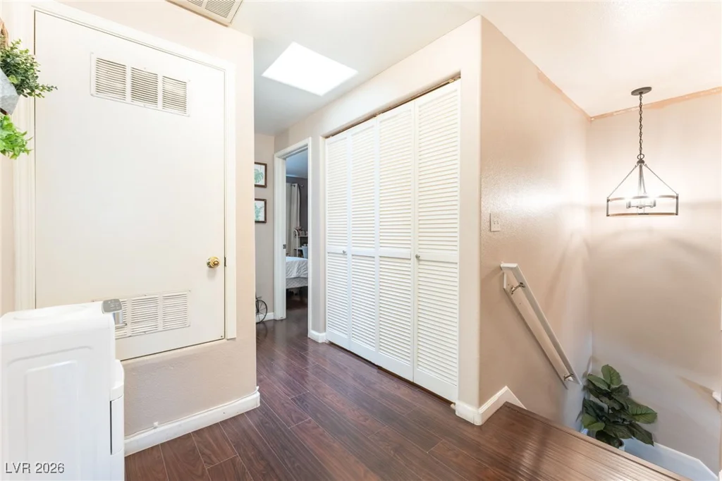 5330 Charleston, Las Vegas, NV 89142
