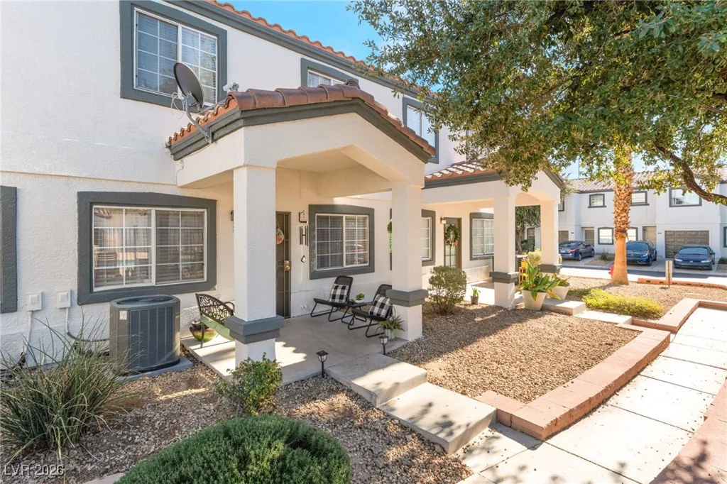 5330 Charleston, Las Vegas, NV 89142