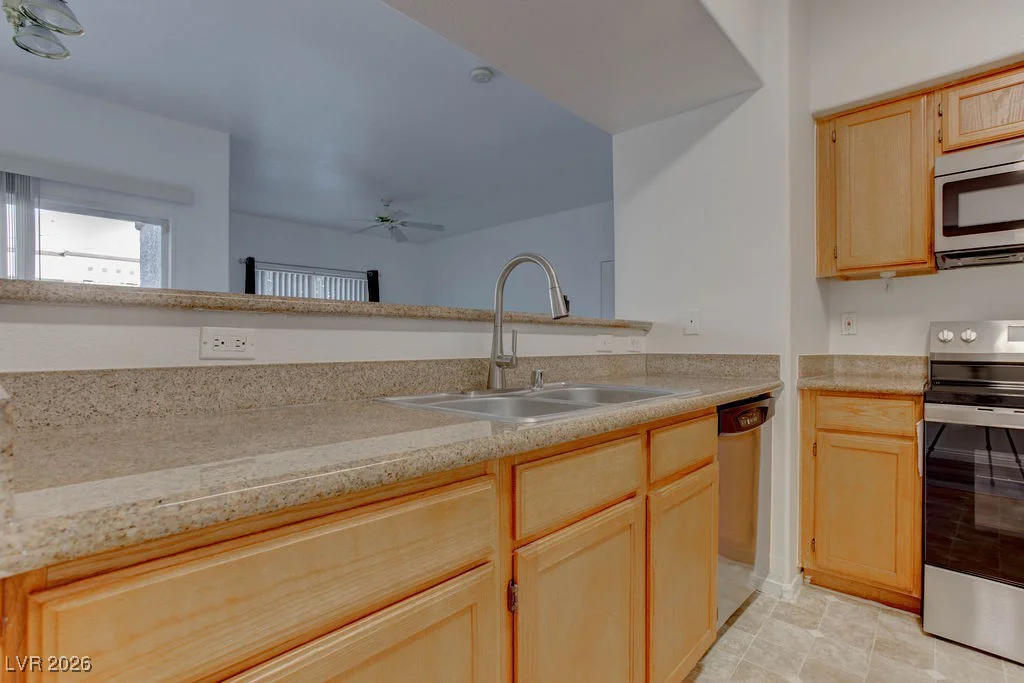 7255 Sunset, Las Vegas, NV 89113
