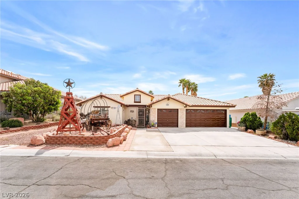 6551 Caddington, Las Vegas, NV 89110