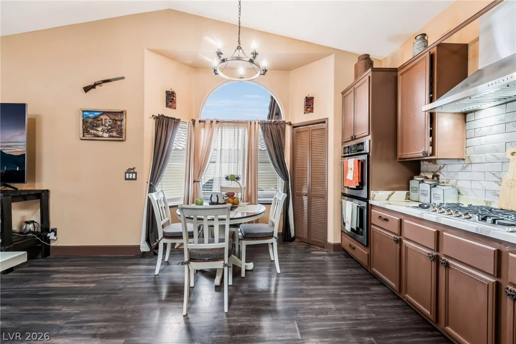 6551 Caddington, Las Vegas, NV 89110