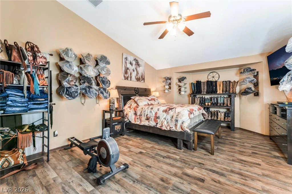 6551 Caddington, Las Vegas, NV 89110
