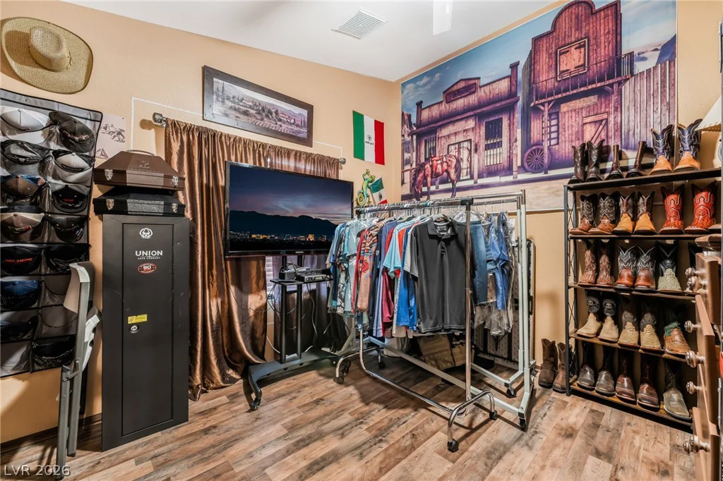 6551 Caddington, Las Vegas, NV 89110