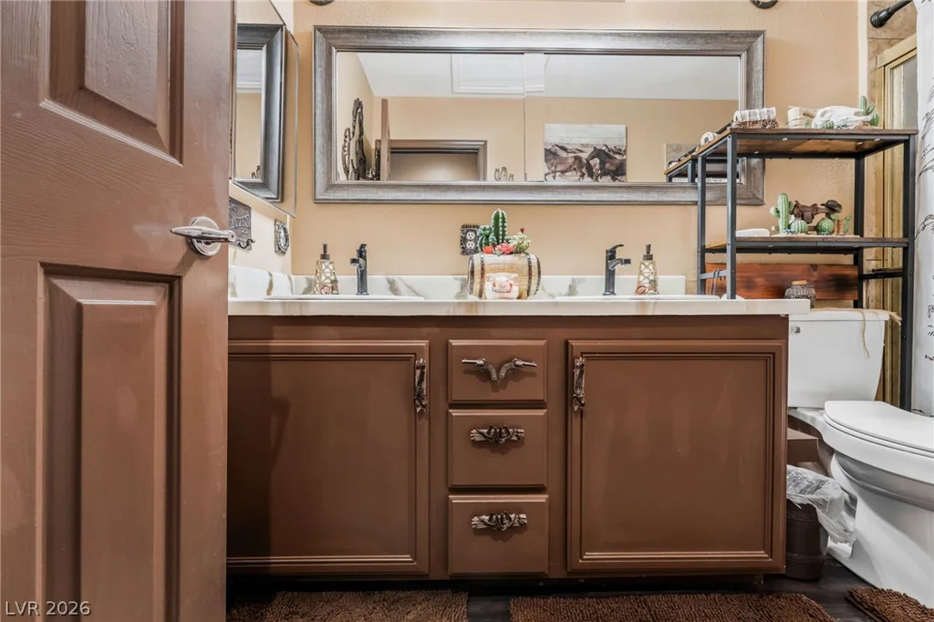 6551 Caddington, Las Vegas, NV 89110