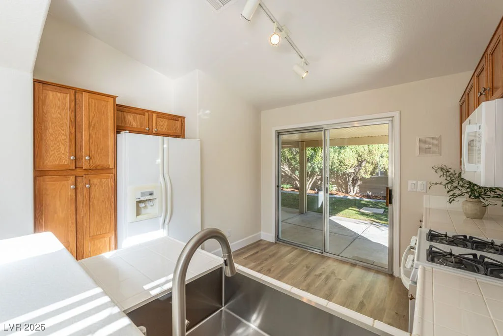 9848 Piper Glen, Las Vegas, NV 89134