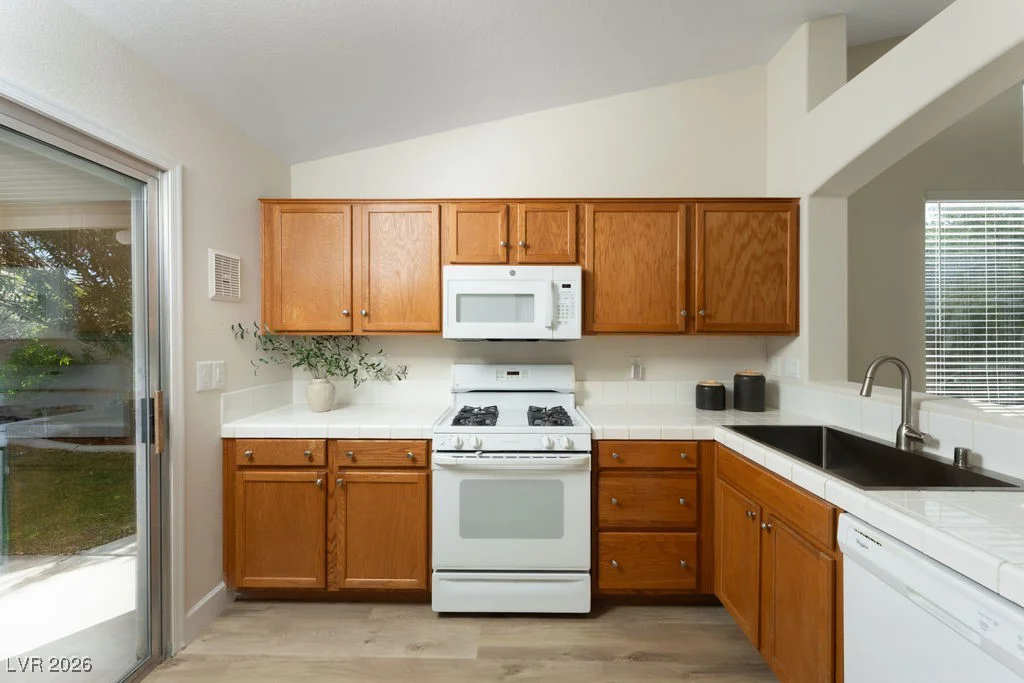9848 Piper Glen, Las Vegas, NV 89134