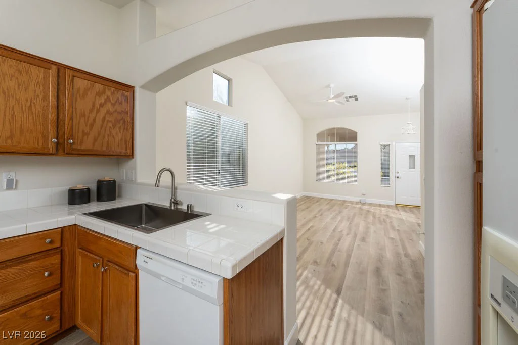 9848 Piper Glen, Las Vegas, NV 89134