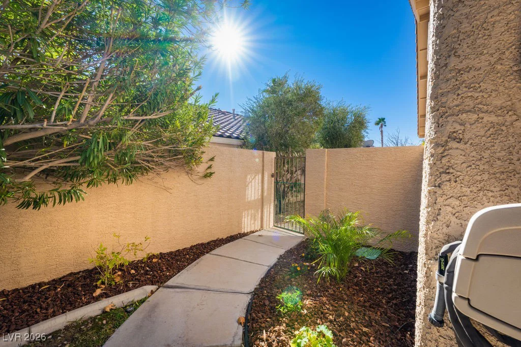 9848 Piper Glen, Las Vegas, NV 89134