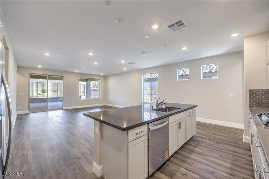 9624 Sunset Fire, Las Vegas, NV 89143