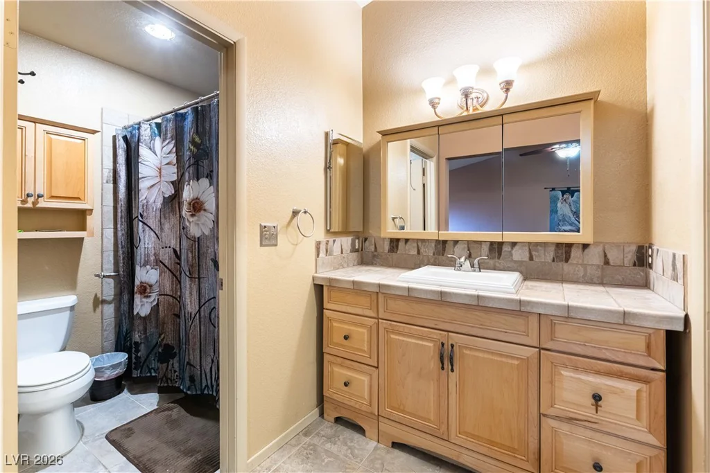 7095 Orange Grove, Las Vegas, NV 89119