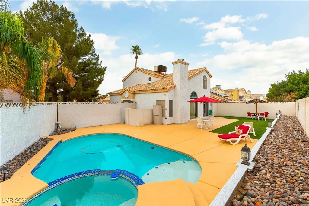 7095 Orange Grove, Las Vegas, NV 89119