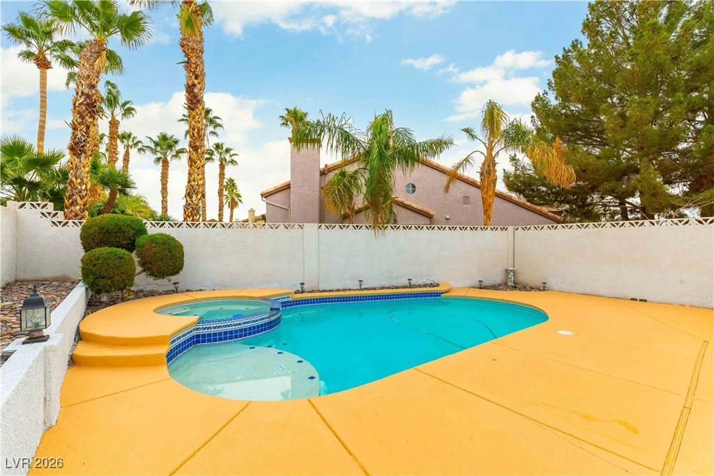 7095 Orange Grove, Las Vegas, NV 89119