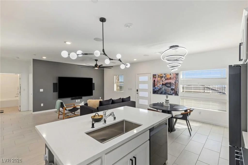 900 Carlton Terrace, Las Vegas, NV 89138