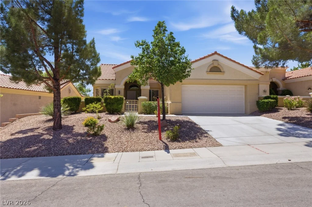 10527 Mission Lakes, Las Vegas, NV 89134