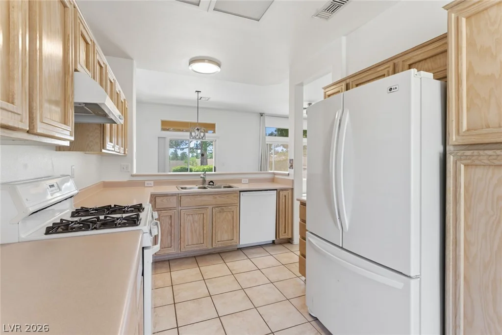 10527 Mission Lakes, Las Vegas, NV 89134