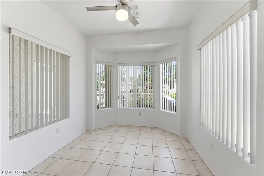 10527 Mission Lakes, Las Vegas, NV 89134
