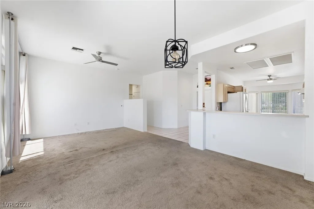 10527 Mission Lakes, Las Vegas, NV 89134