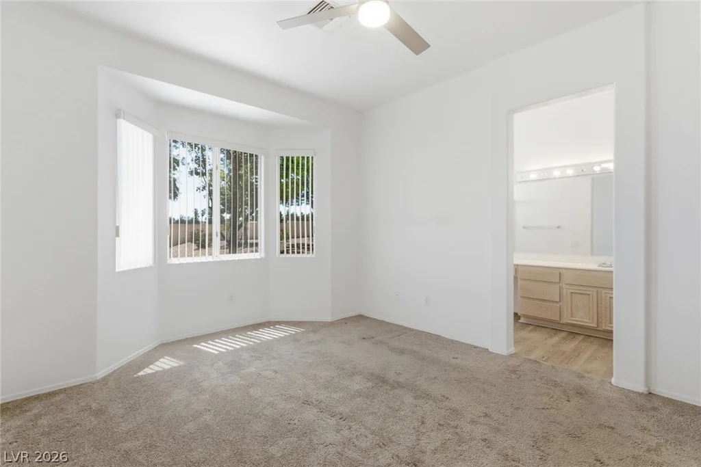 10527 Mission Lakes, Las Vegas, NV 89134