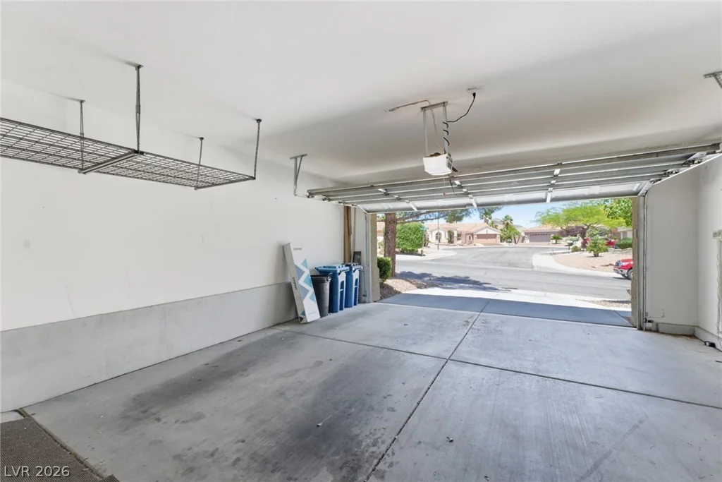 10527 Mission Lakes, Las Vegas, NV 89134