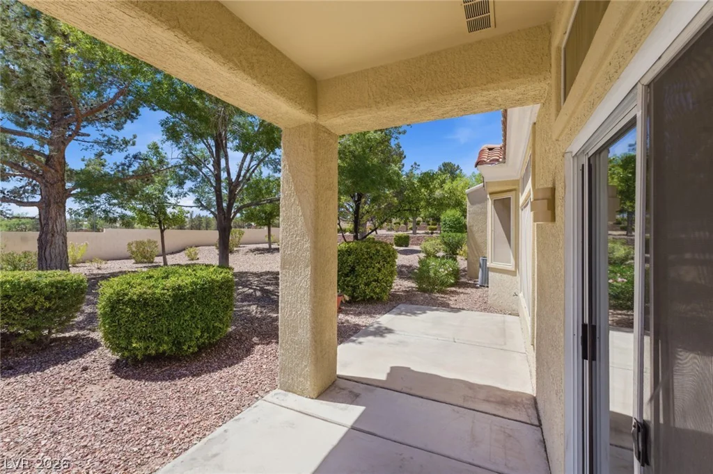 10527 Mission Lakes, Las Vegas, NV 89134