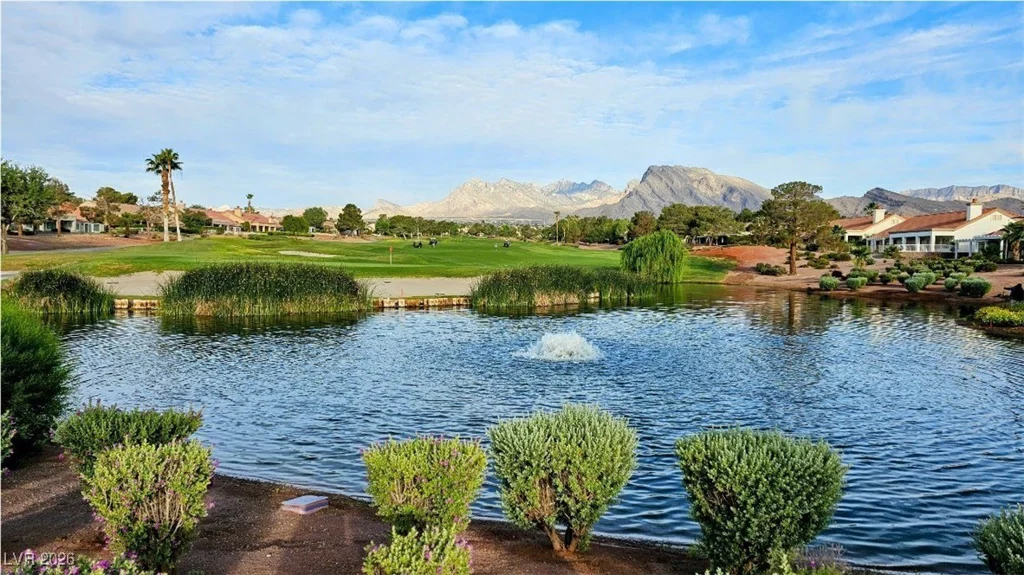 10527 Mission Lakes, Las Vegas, NV 89134