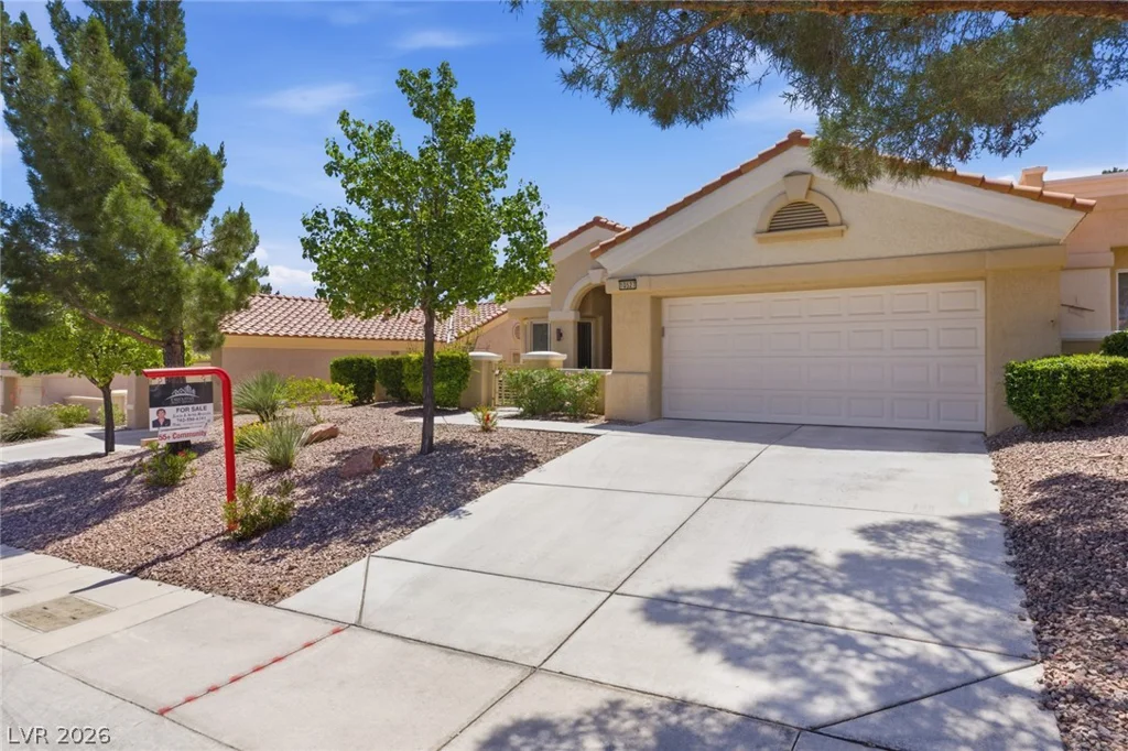 10527 Mission Lakes, Las Vegas, NV 89134