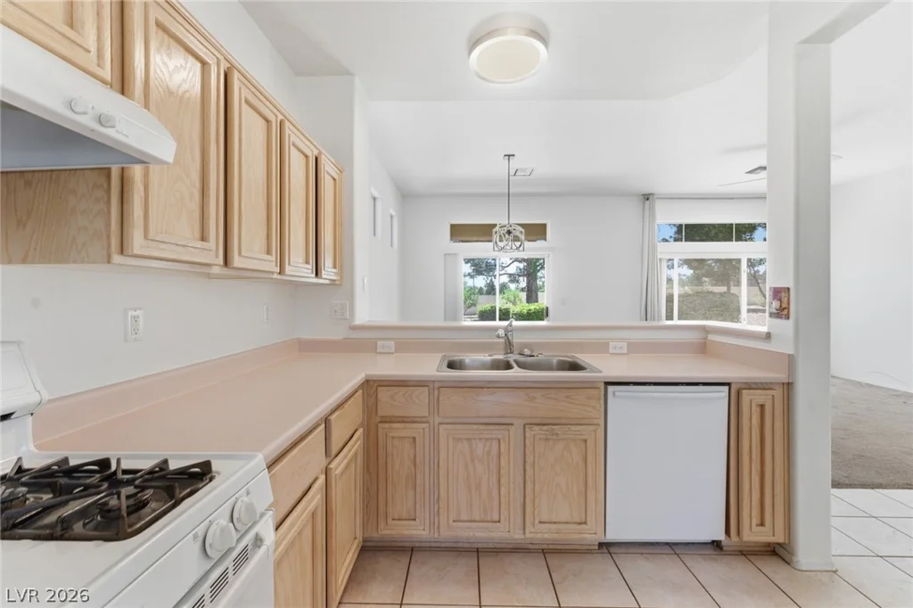 10527 Mission Lakes, Las Vegas, NV 89134