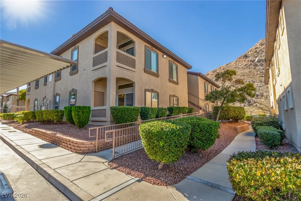 3455 Cactus Shadow, Las Vegas, NV 89129