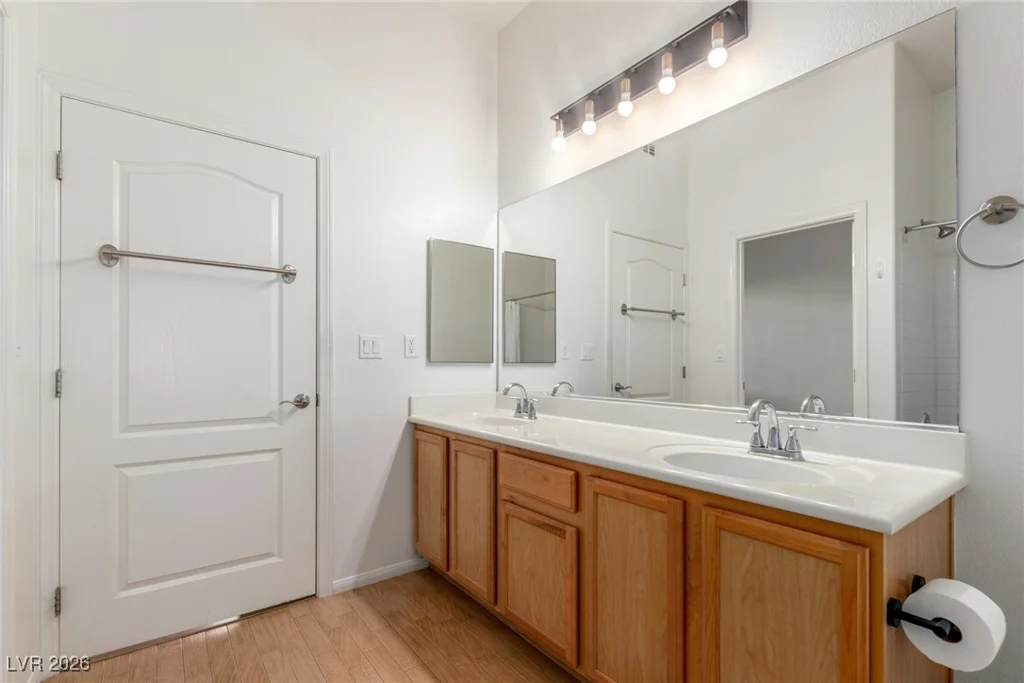 3455 Cactus Shadow, Las Vegas, NV 89129