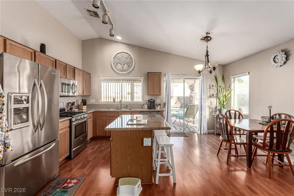 4504 Grotto, North Las Vegas, NV 89031