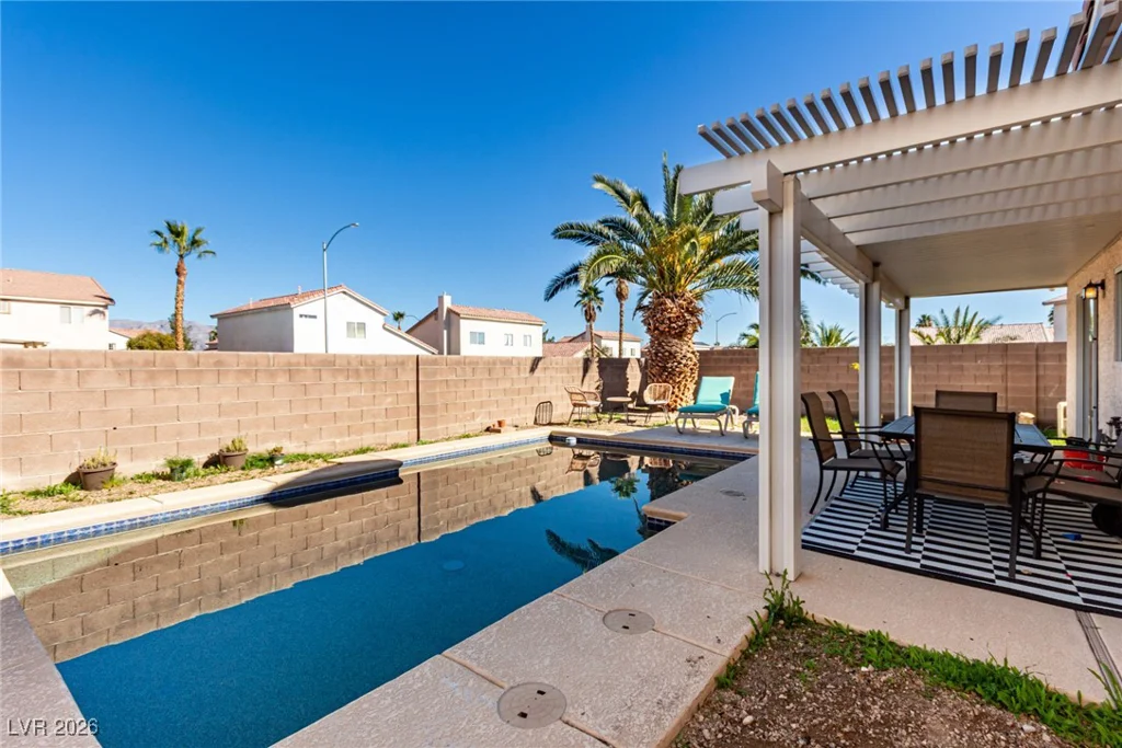 4504 Grotto, North Las Vegas, NV 89031