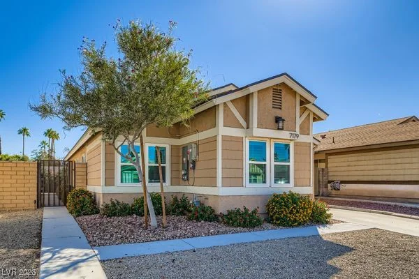 7179 Topeka, Las Vegas, NV 89147