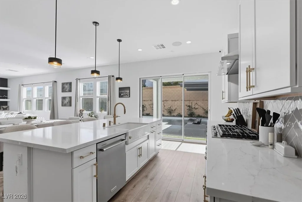 10173 Pleasant Knoll, Las Vegas, NV 89166