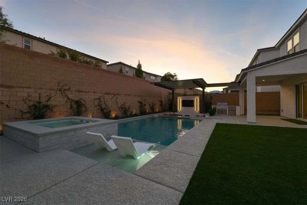 10173 Pleasant Knoll, Las Vegas, NV 89166