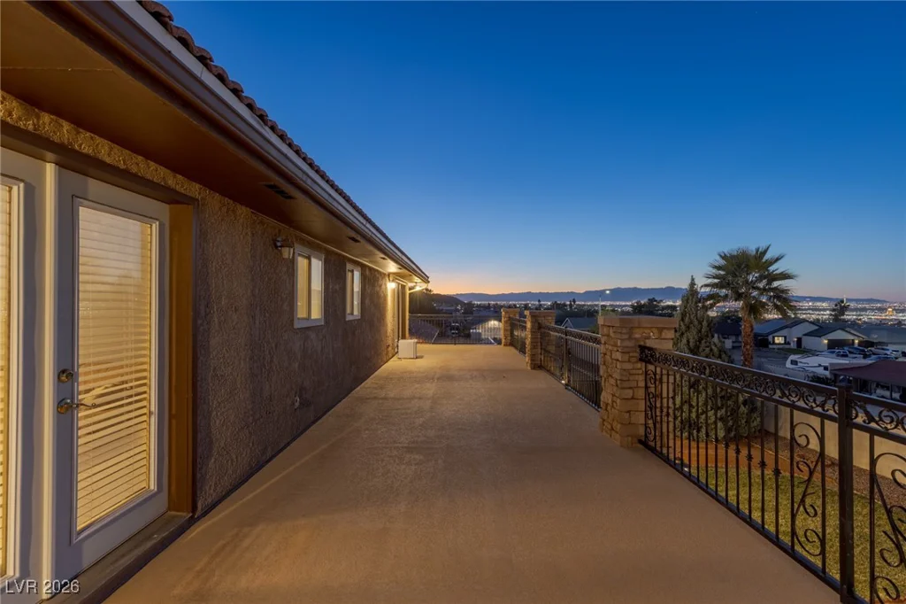 280 Highland, Henderson, NV 89015