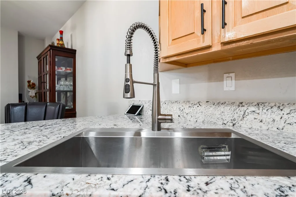 412 Fallwood, Las Vegas, NV 89107