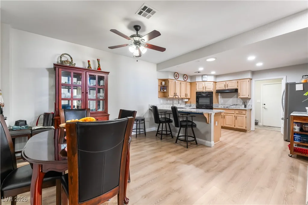 412 Fallwood, Las Vegas, NV 89107