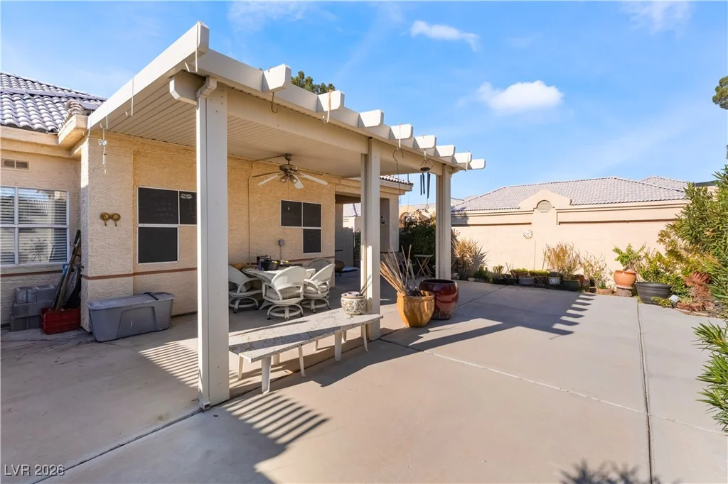 412 Fallwood, Las Vegas, NV 89107