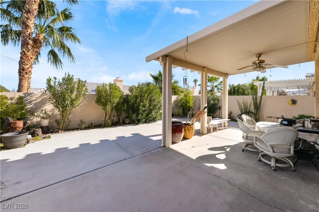 412 Fallwood, Las Vegas, NV 89107
