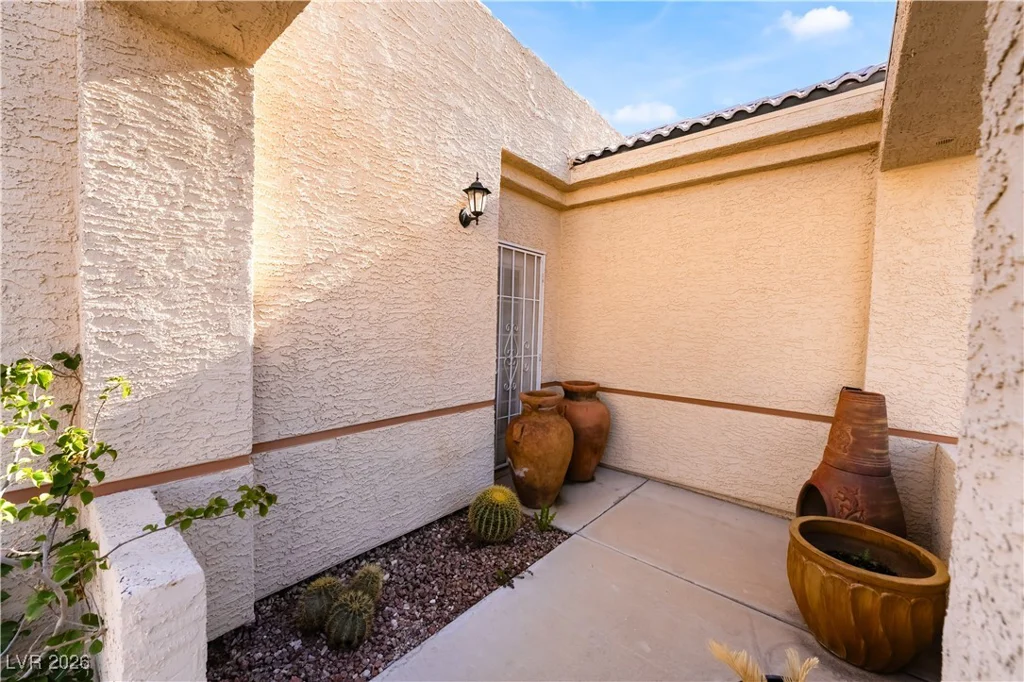 412 Fallwood, Las Vegas, NV 89107