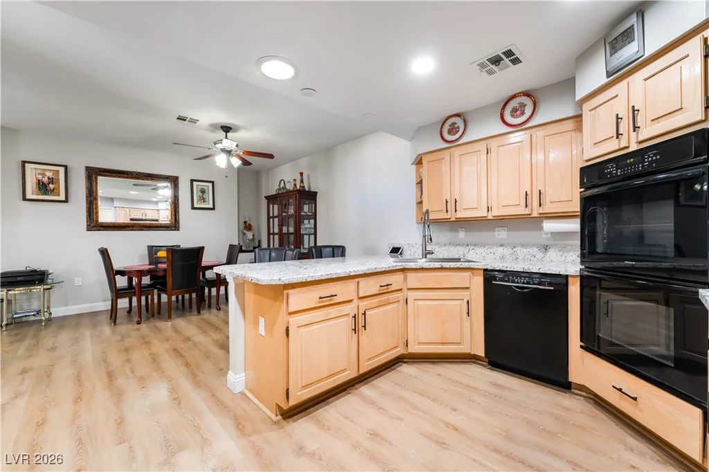 412 Fallwood, Las Vegas, NV 89107