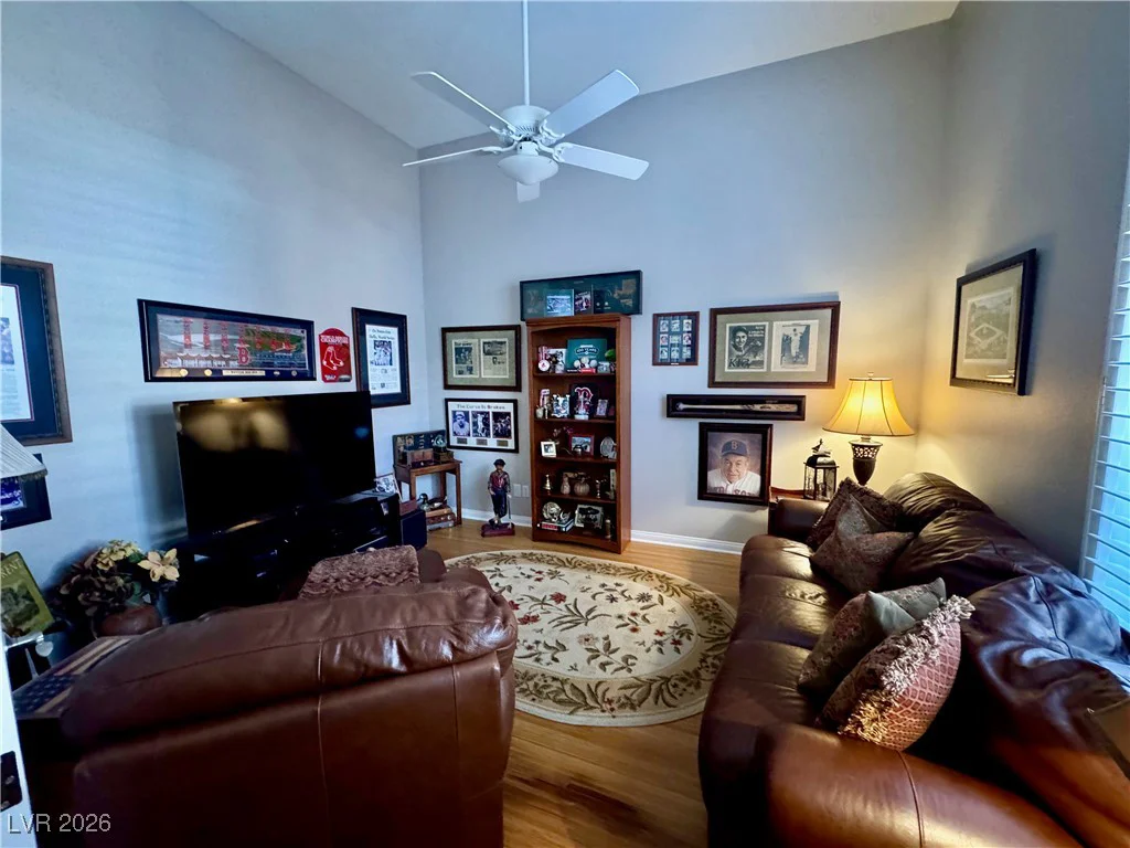 2201 Scarlet Rose, Las Vegas, NV 89134
