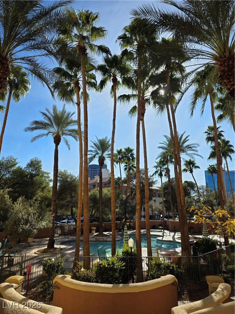 210 Flamingo, Las Vegas, NV 89169
