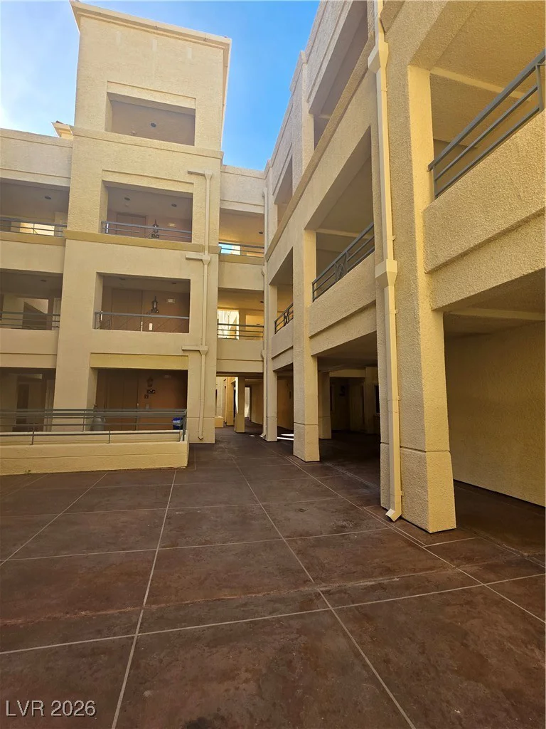 210 Flamingo, Las Vegas, NV 89169