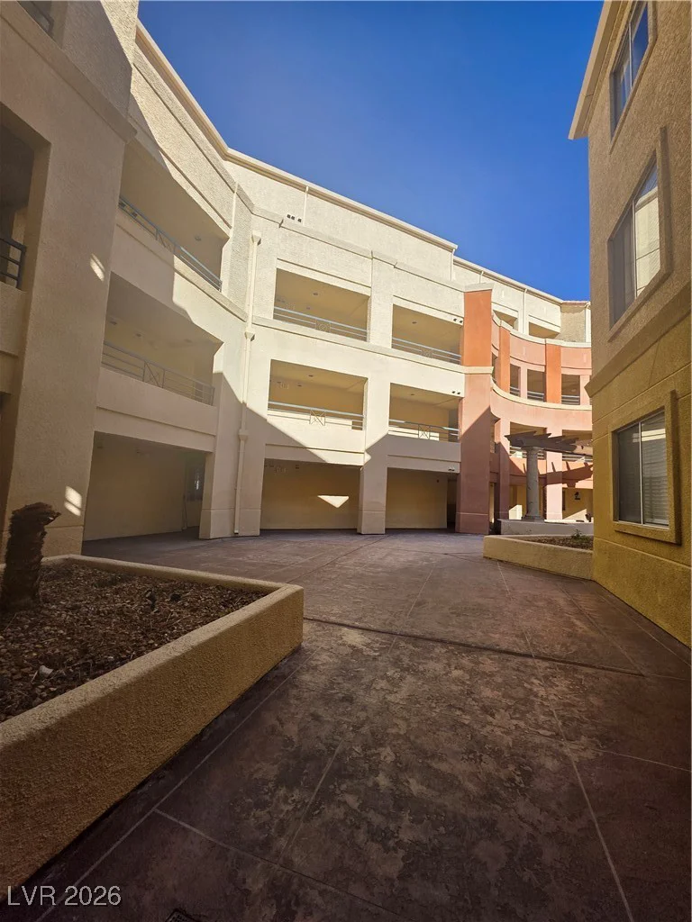 210 Flamingo, Las Vegas, NV 89169