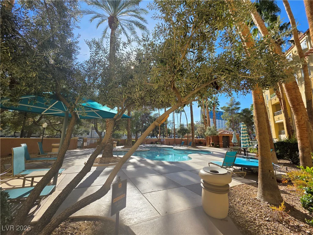 210 Flamingo, Las Vegas, NV 89169