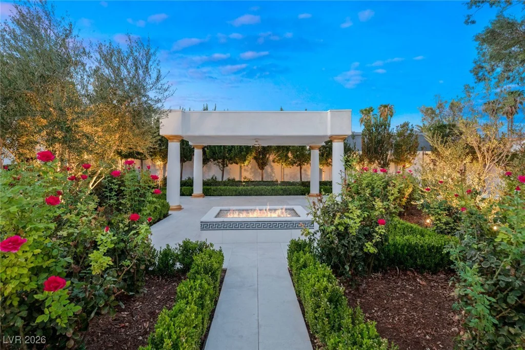 5950 Winding Canyon, Las Vegas, NV 89120