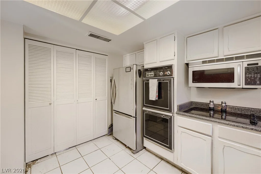 4180 Flamingo Crest, Las Vegas, NV 89121